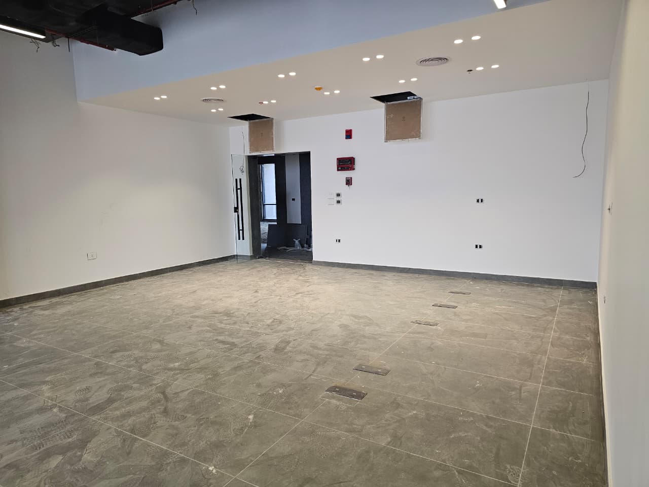 Office 132 m² available in Al Burouj Smart Village, El Shorouk