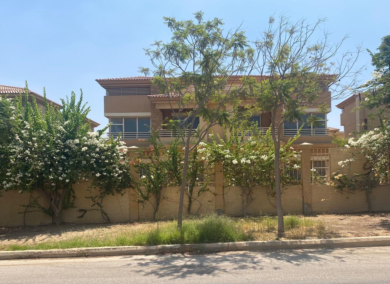4-Bedroom Twinhouse 300 m² for sale in Jeera, El Sheikh Zayed