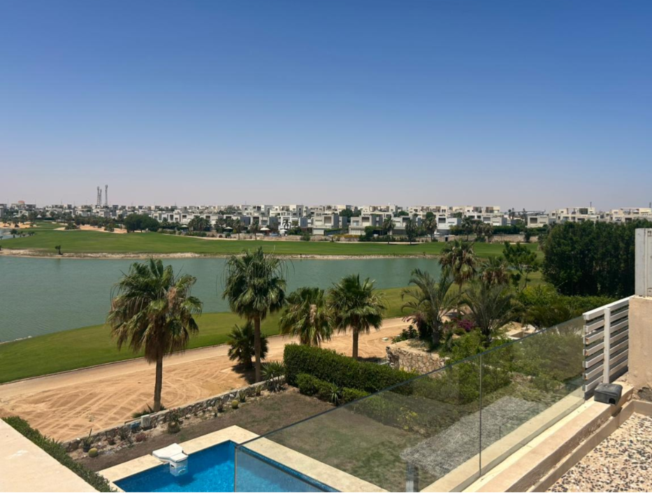 ٤ غرف النوم ٢٦٠ متر شاليه للبيع ١٣٬٥٠٠٬٠٠٠ جنيه في Hacienda Bay, Sidi Abdel Rahman