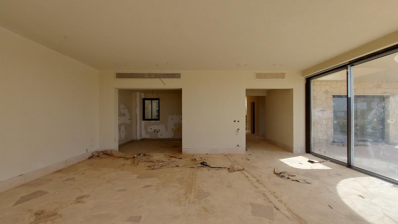 4-Bedroom Twinhouse 273 m² for sale in Ramla, Ras El Hekma - Dup 283850