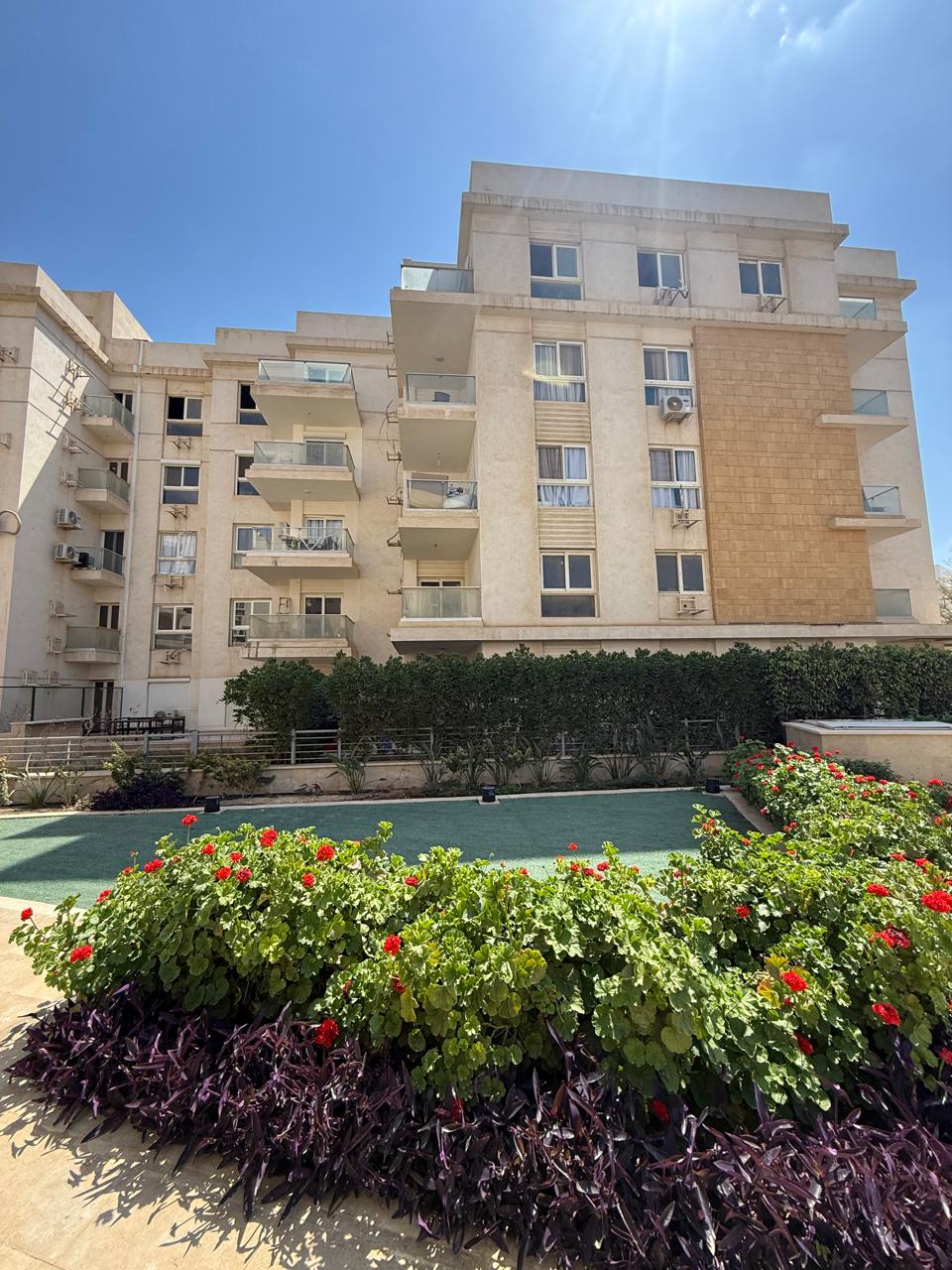 apartment at Mountain View iCity October