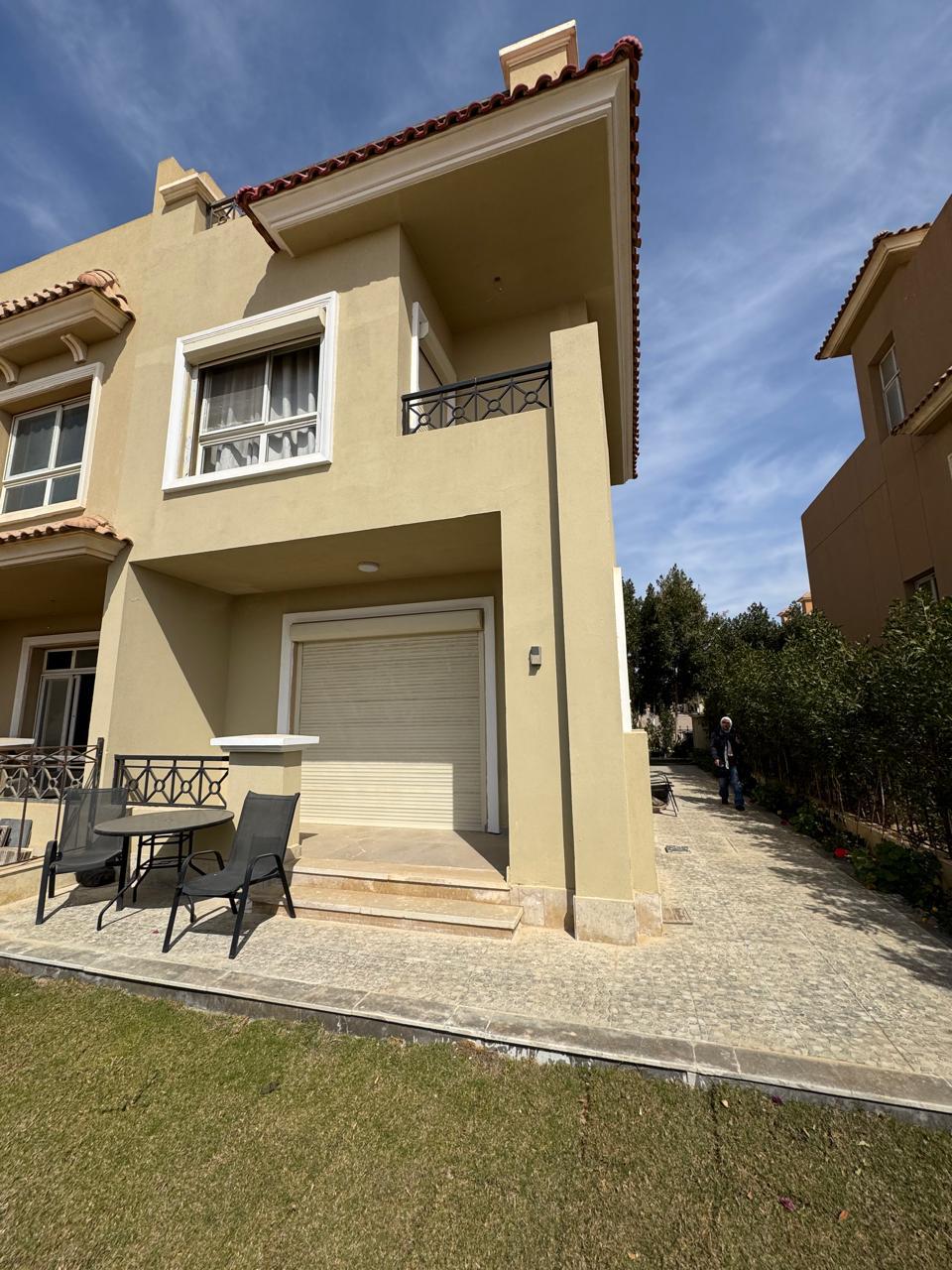 townhouse at Nyoum October