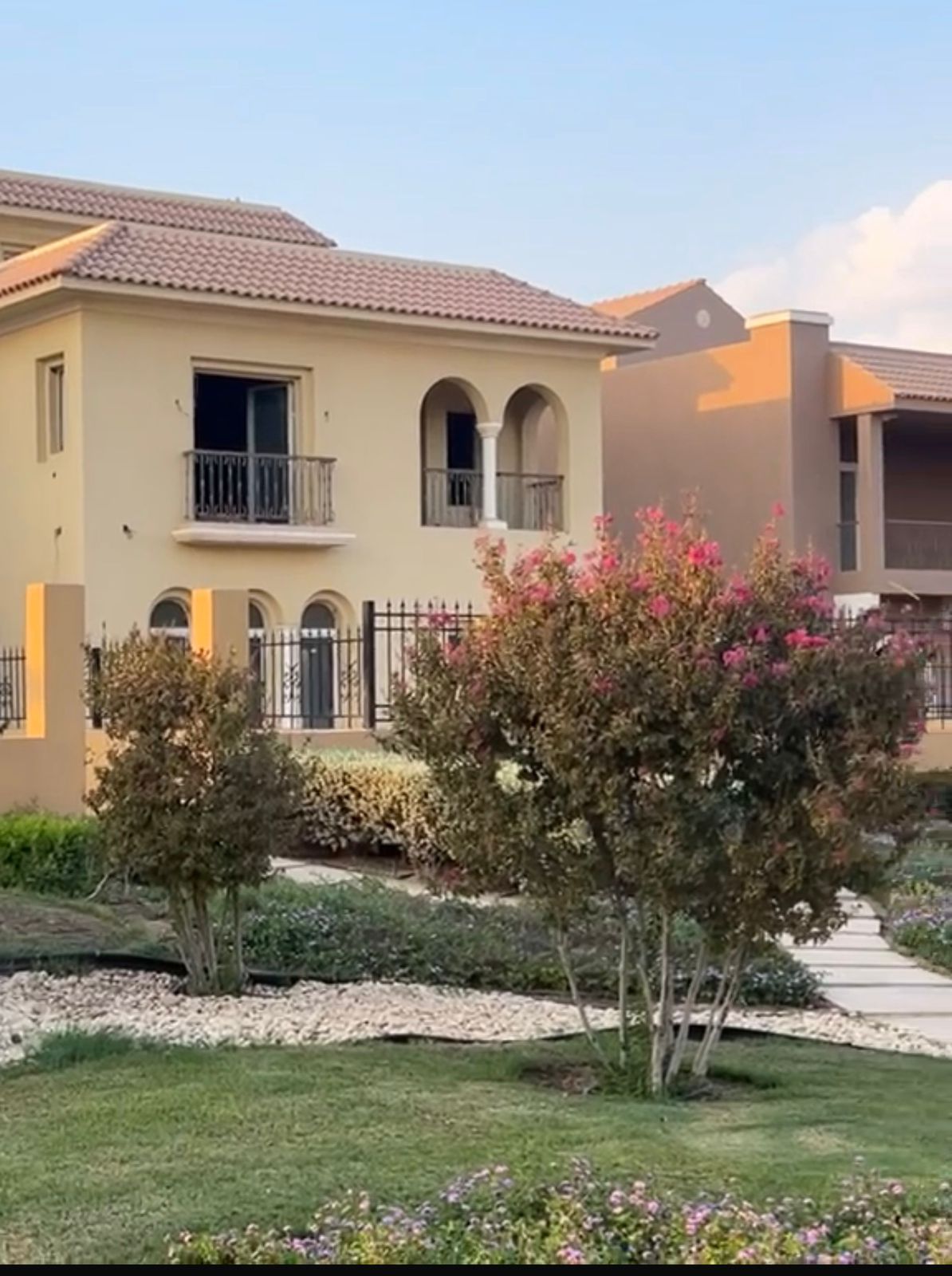 villa at Hyde Park