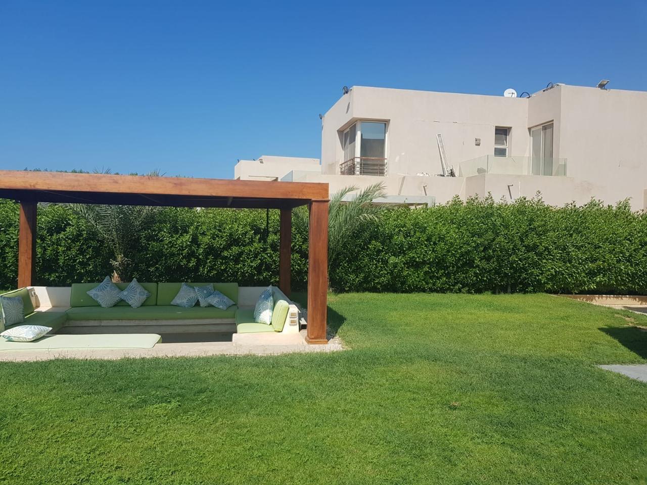 5 Bedrooms 298 sq.M Villa for sale 45,000,000 EGP in Hacienda Bay, Sidi Abdel Rahman