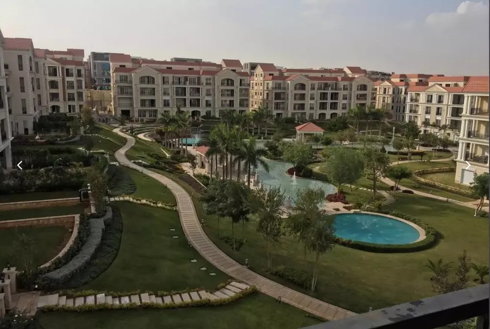 apartment at Regents Park