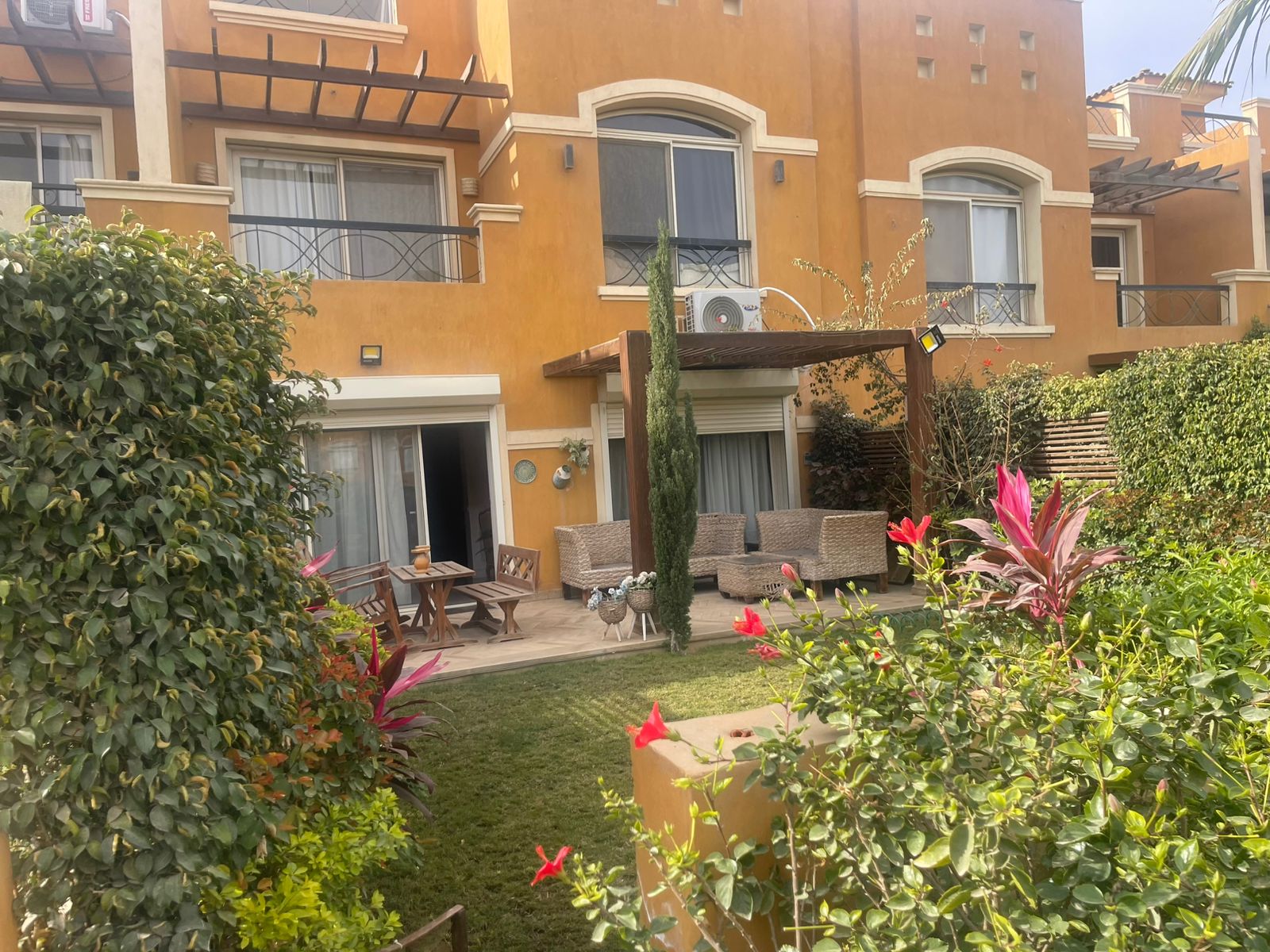 townhouse at Dyar Park