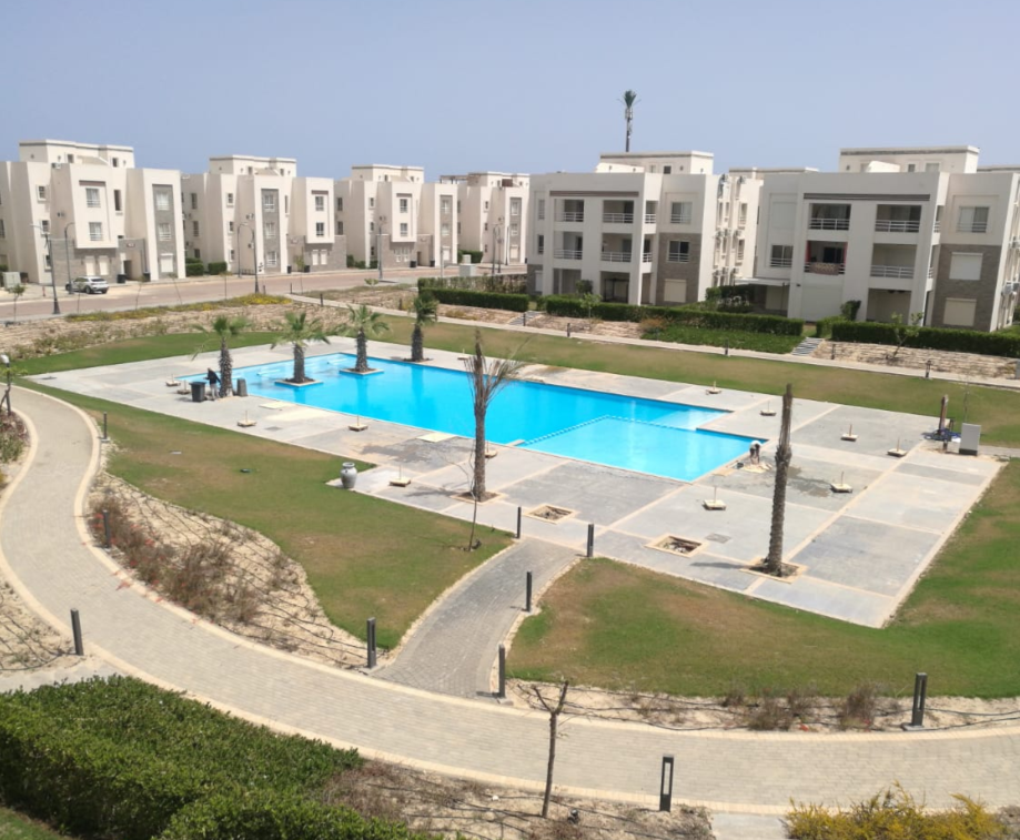 شاليه في أمواج، صورة ٢ من ٤