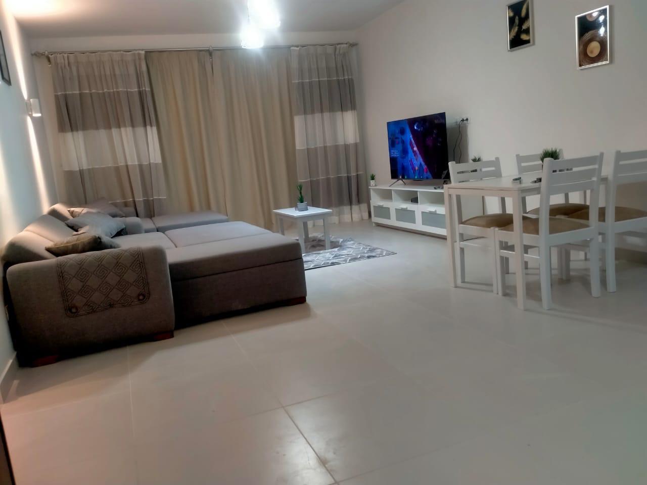 شاليه في مراسي، صورة ٢ من ٤