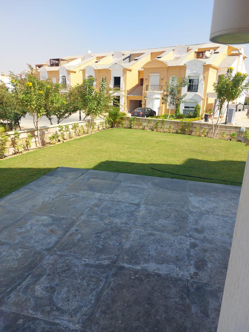 townhouse at Layan
