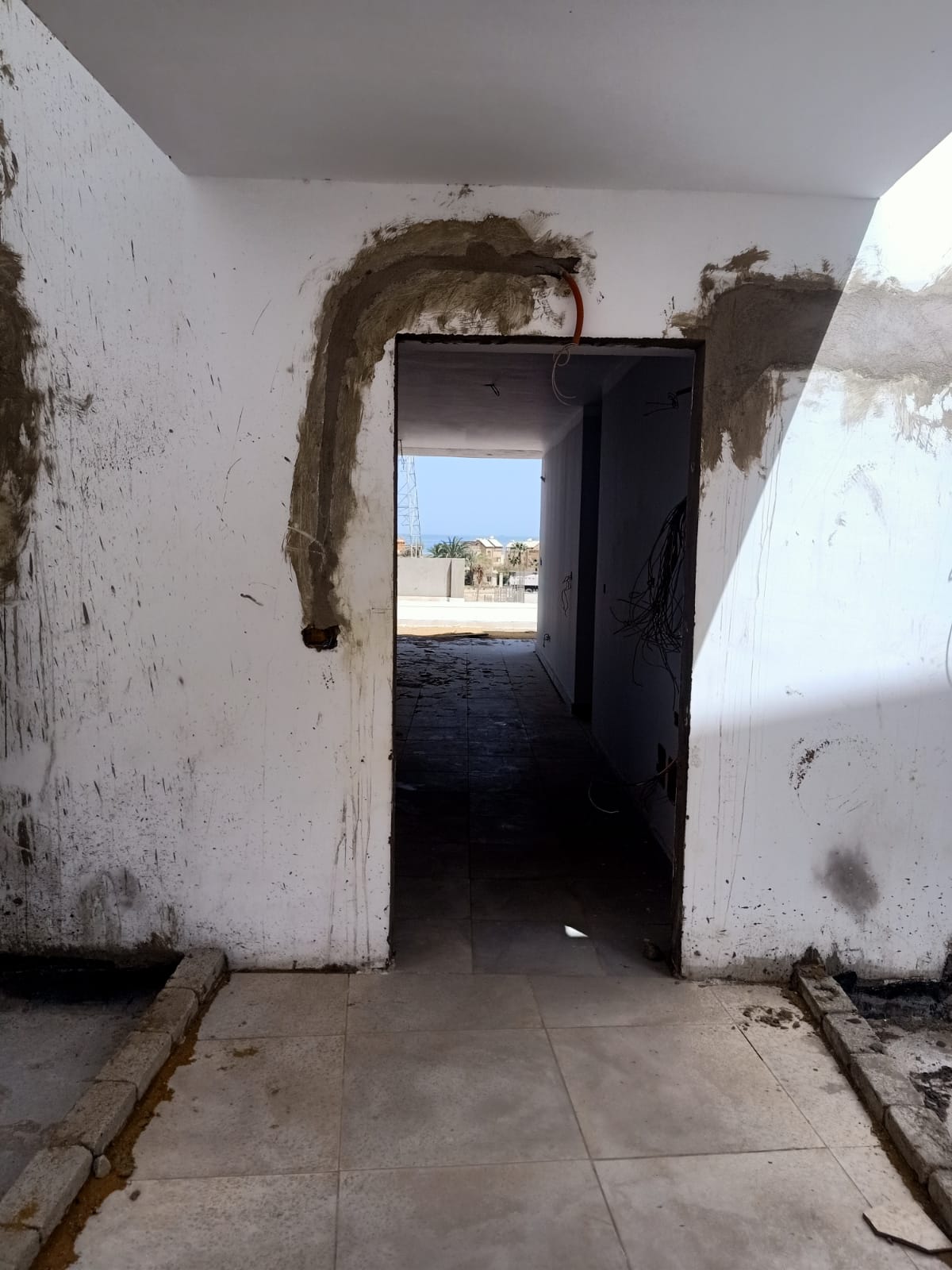 شاليه في عين هيلز، صورة ١٠ من ١٣