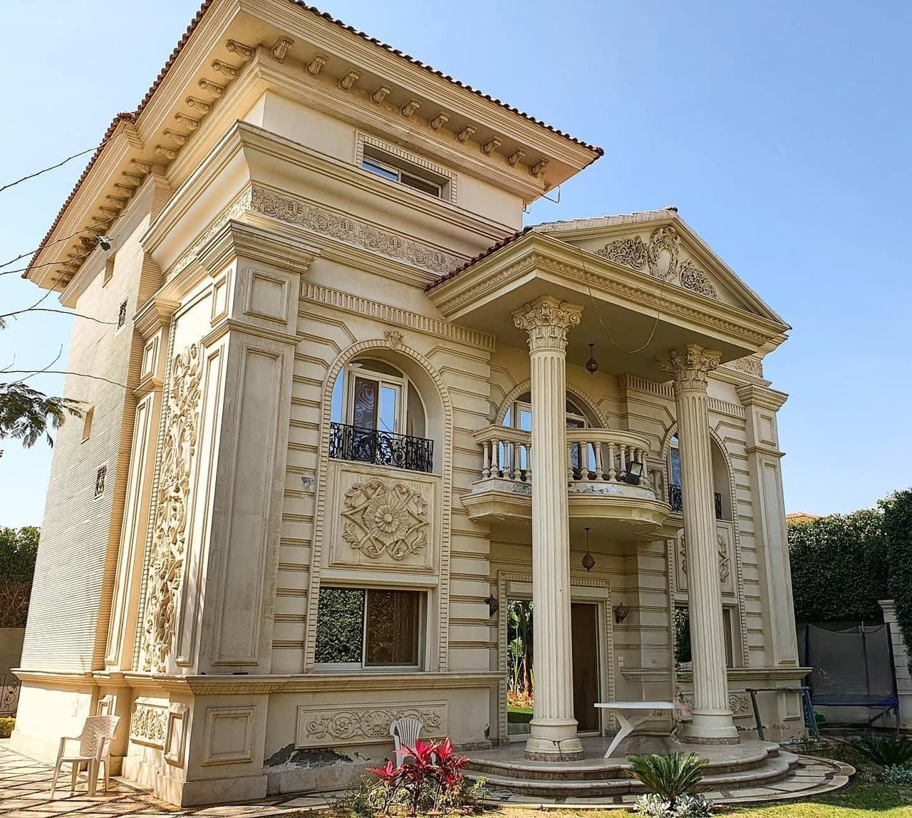 villa at Royal City