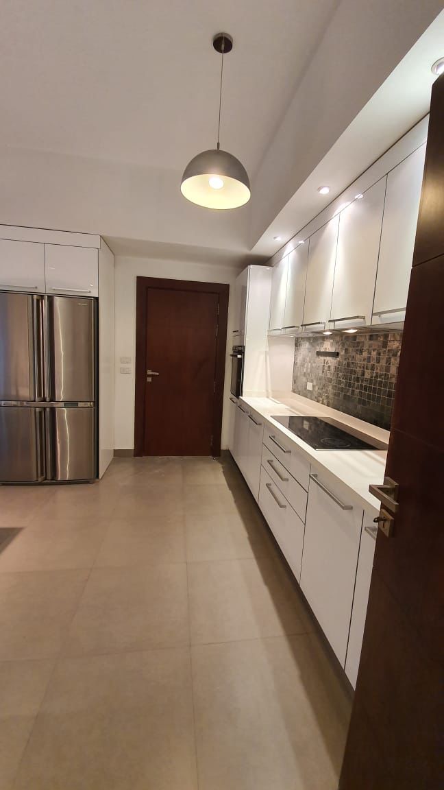 villa at Mountain View One