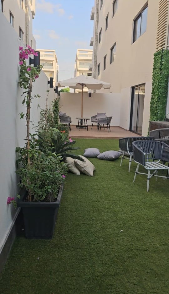 apartment at Lake View