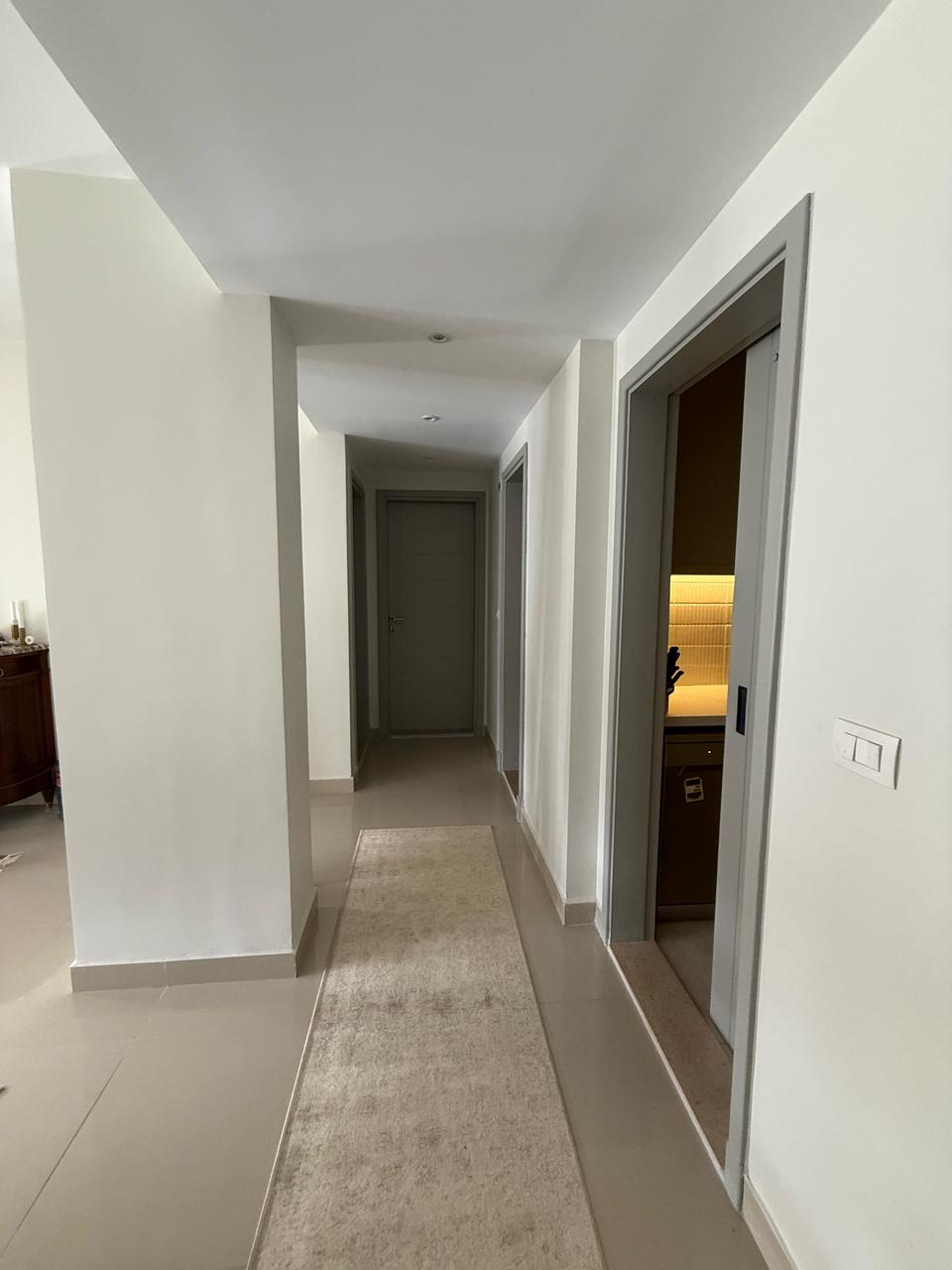 Apartment, Address East, photo 15 of 59