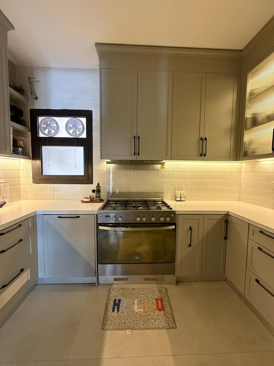 Apartment, Address East, photo 13 of 59