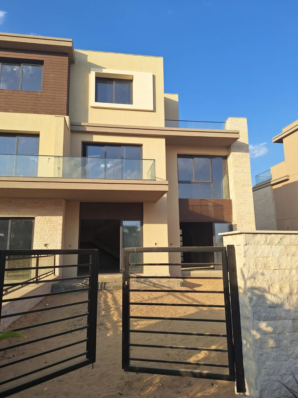 townhouse at The Estates
