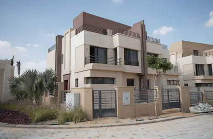3-Bedroom Twinhouse 360 m² for sale in Zayed 2000, El Sheikh Zayed