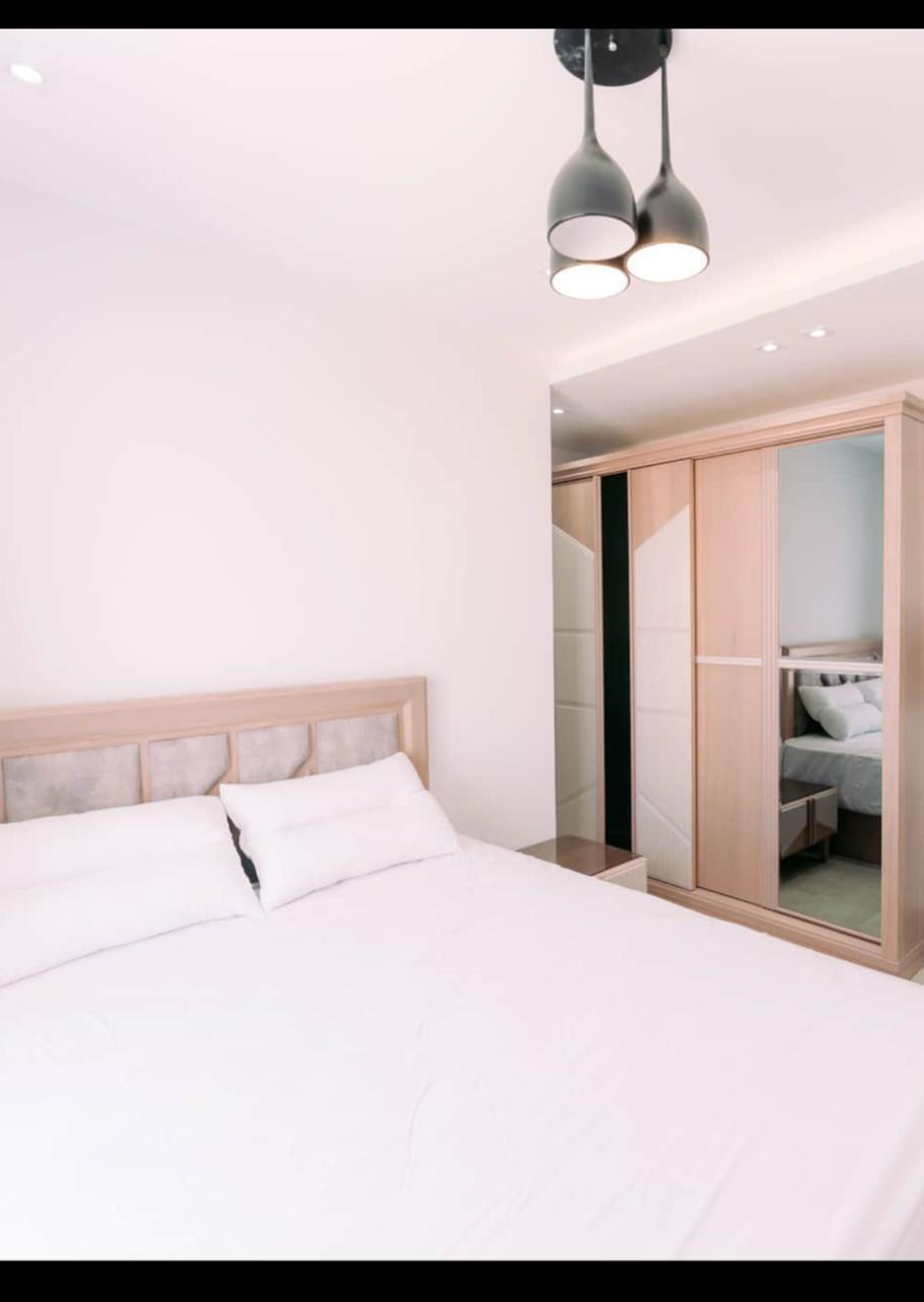 duplex at Trio