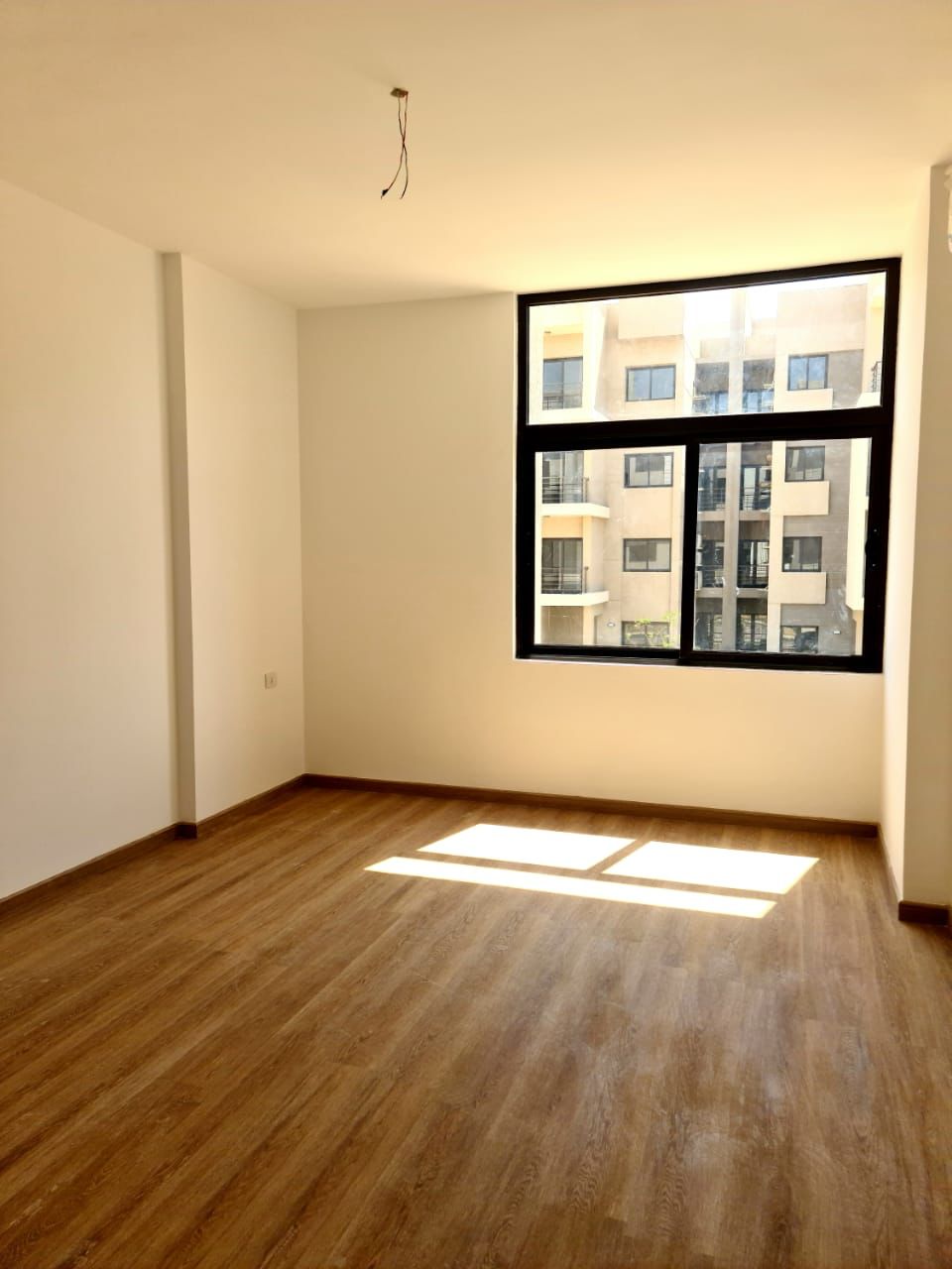 apartment at Fifth Square Al Marasem