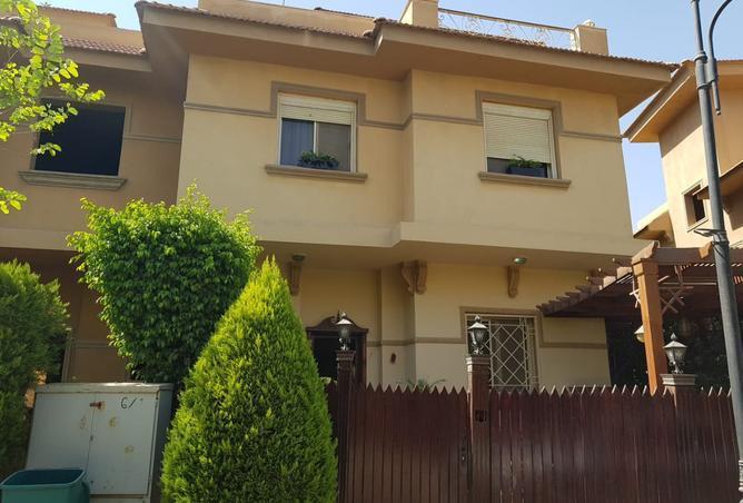 townhouse at Moon Valley I