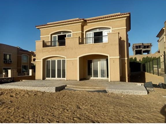 villa at Stone Park