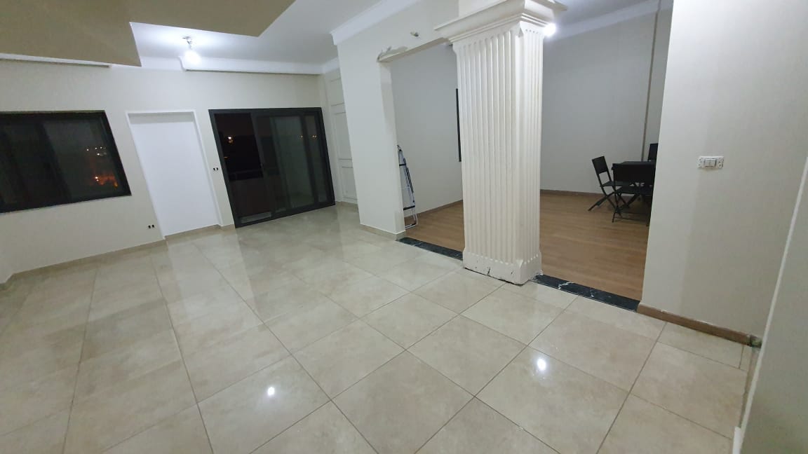 penthouse at Fifth Square Al Marasem