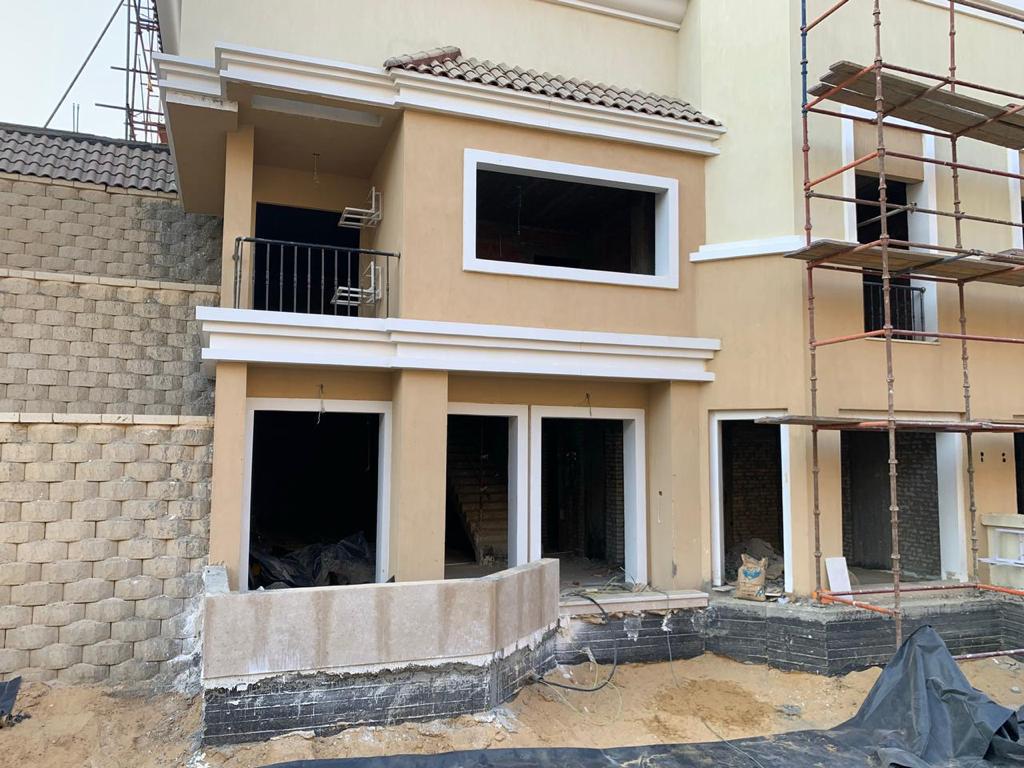 villa at Sarai