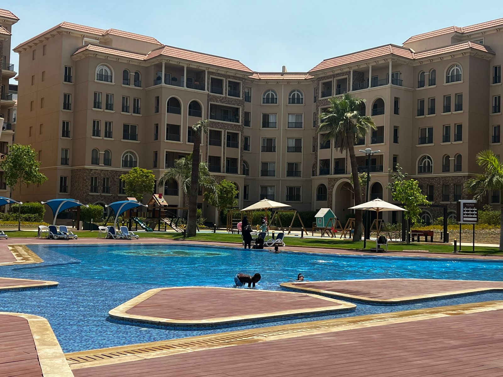 apartment at Ninety Avenue