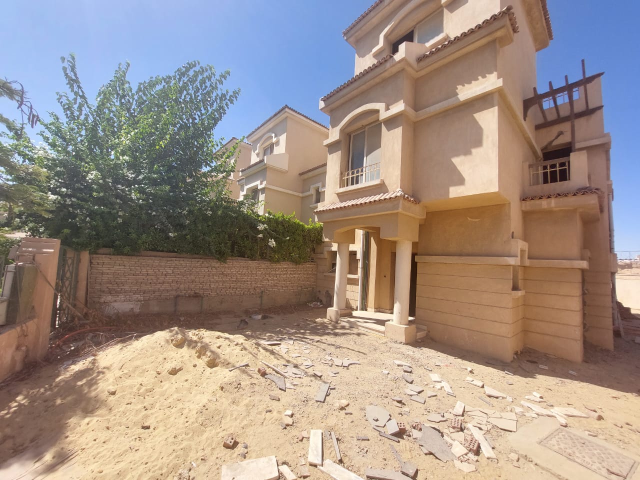 townhouse at Grand Residence