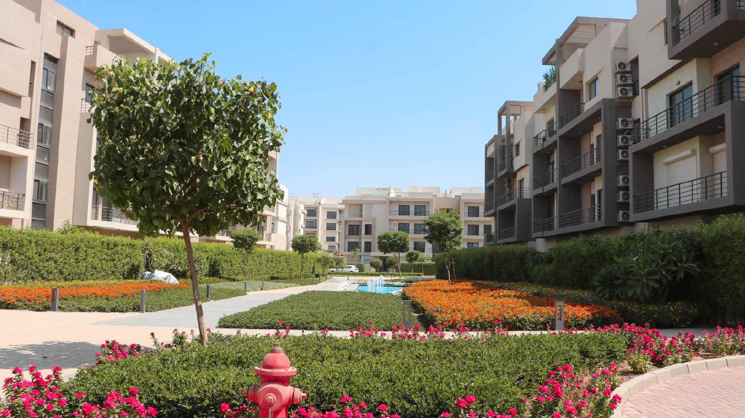 penthouse at Fifth Square Al Marasem