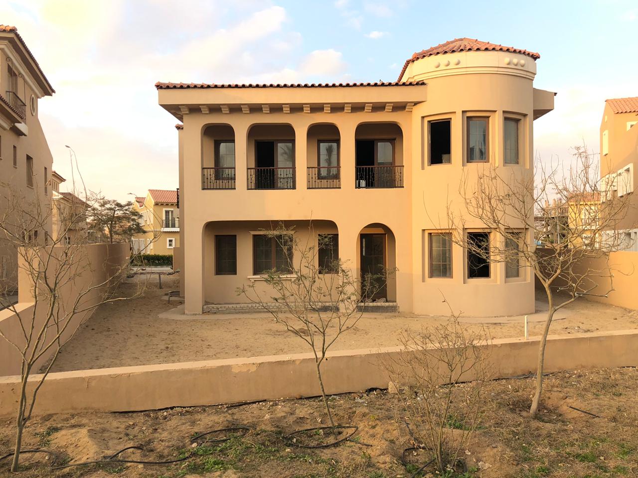 villa at Hyde Park