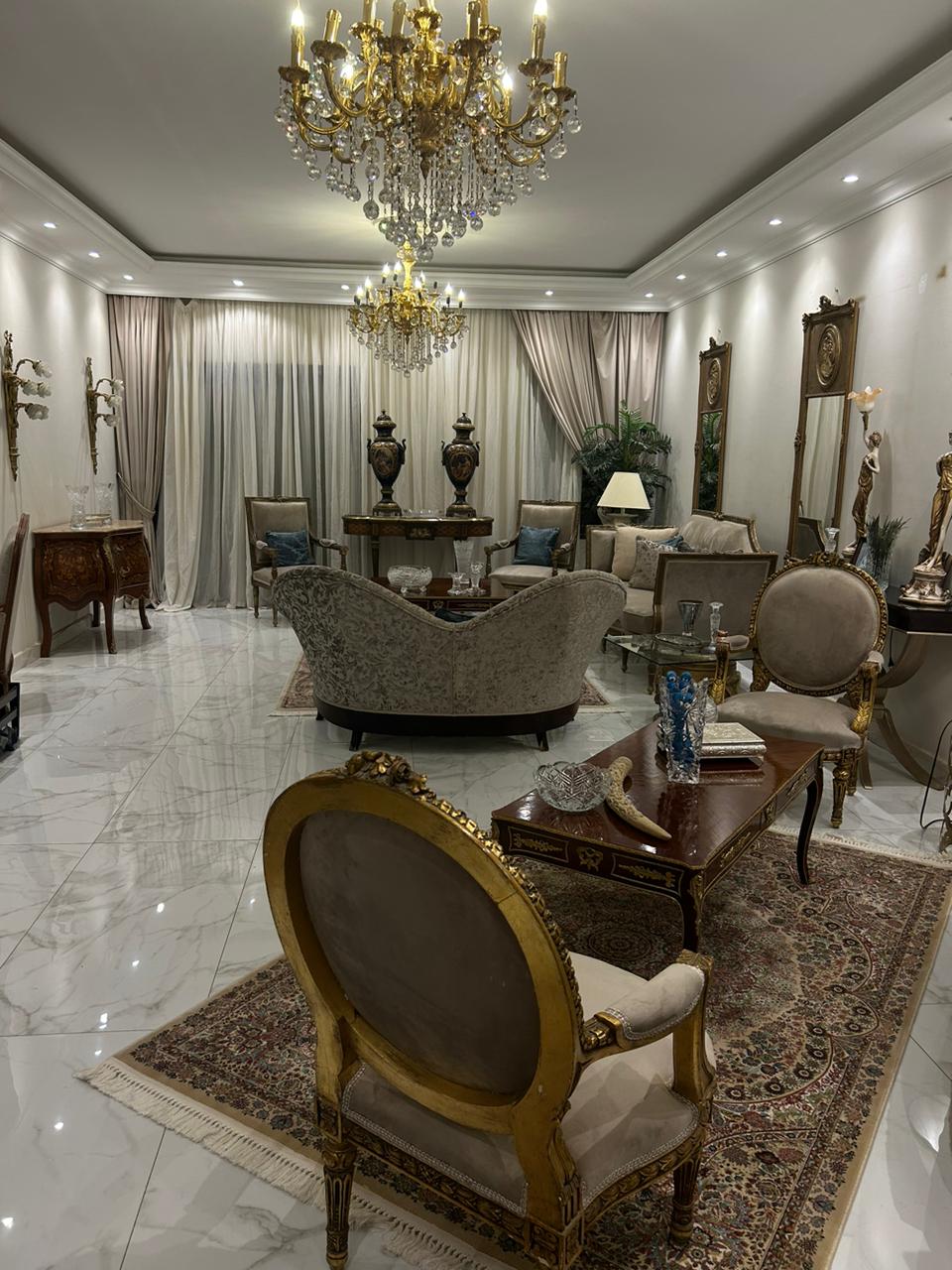 apartment at Green 5