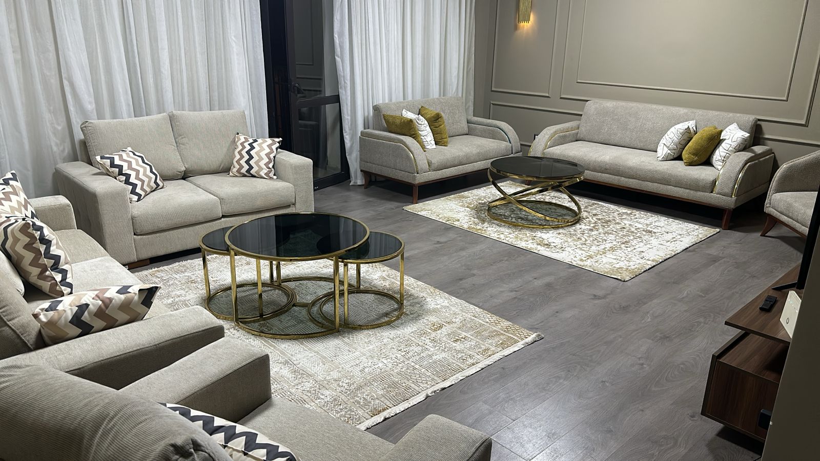 apartment at Beverly Hills