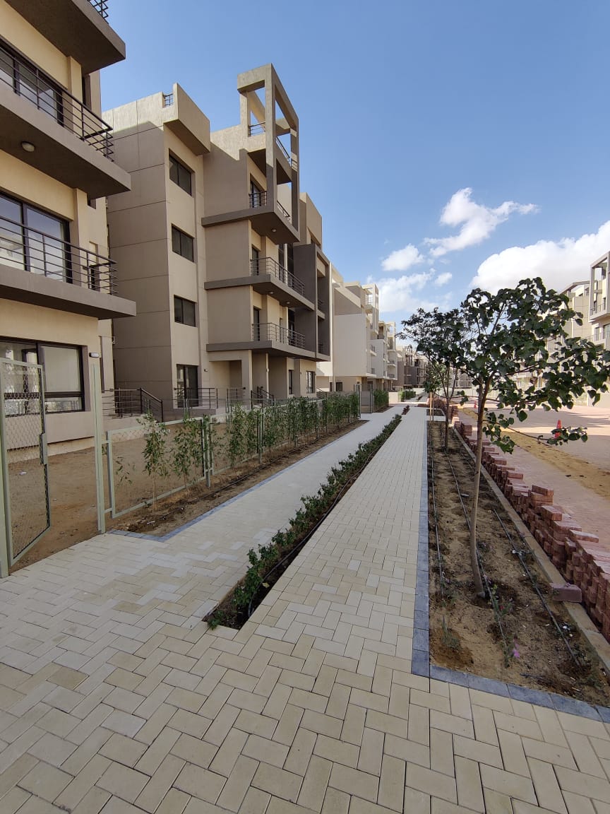 apartment at Fifth Square Al Marasem