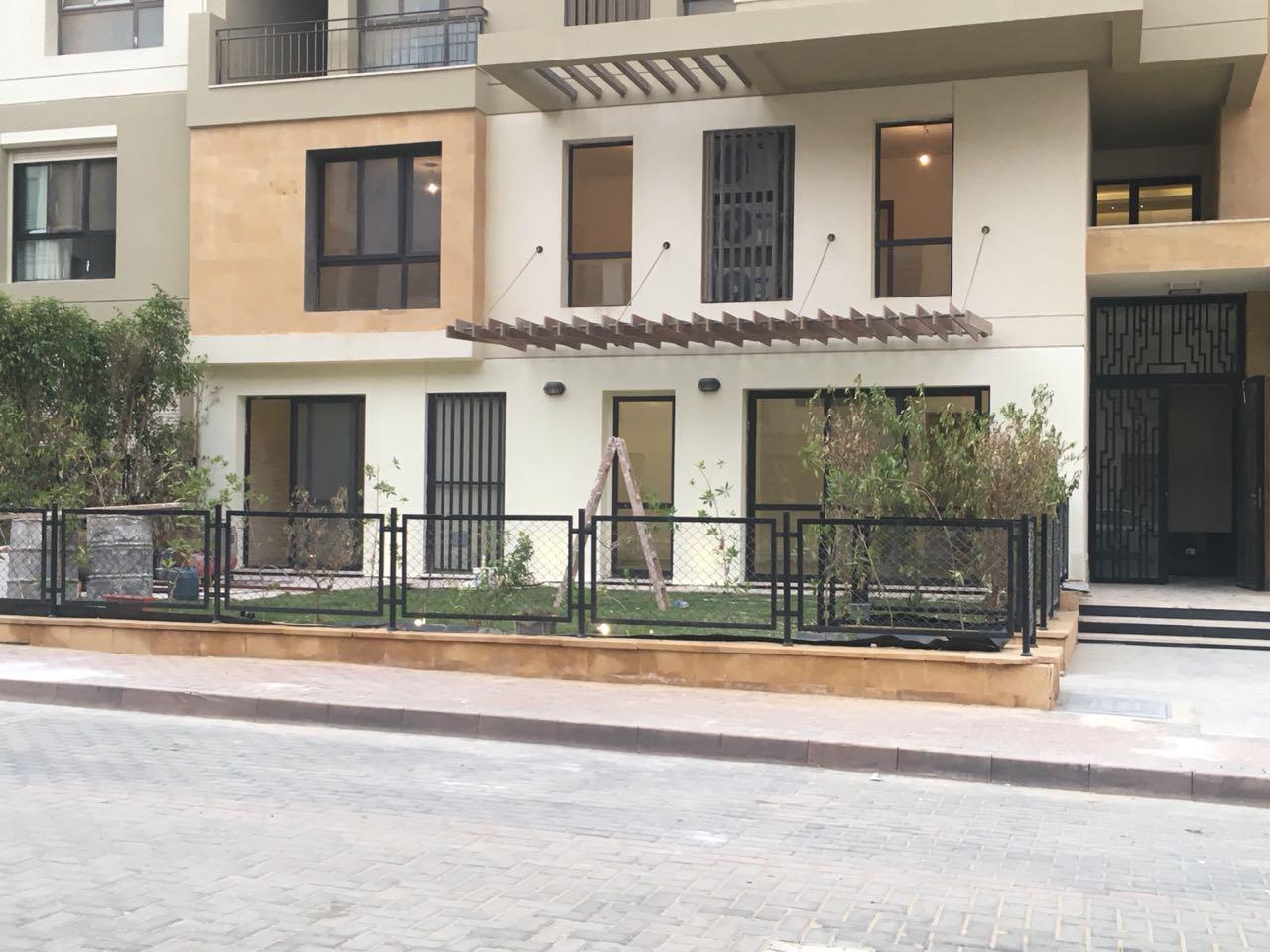 duplex at Eastown Residence
