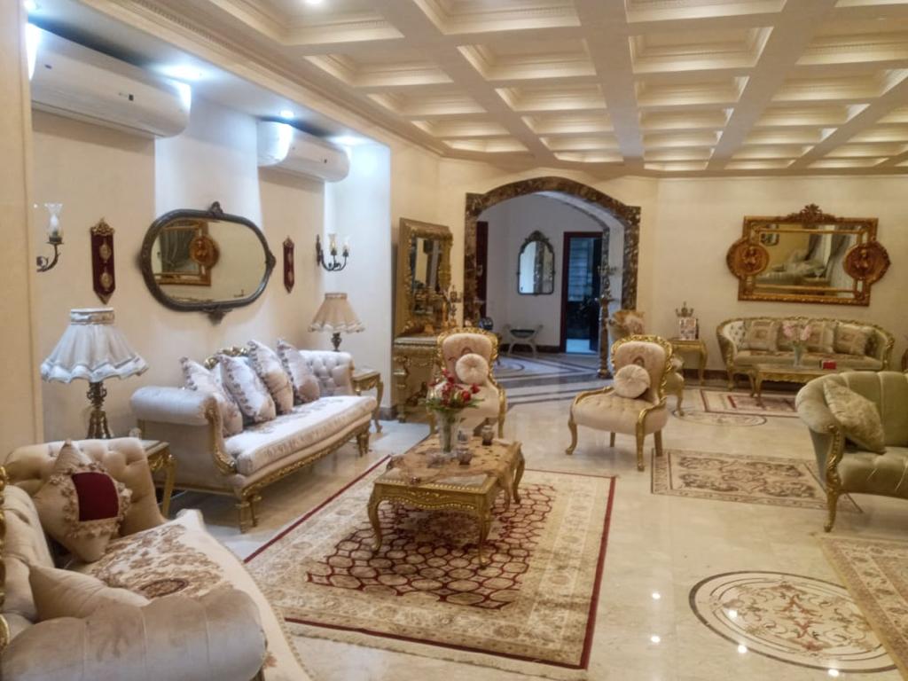 6 Bedrooms 1,000 sq.M Villa for sale 61,000,000 EGP in Katameya Hills,New Cairo,Egypt