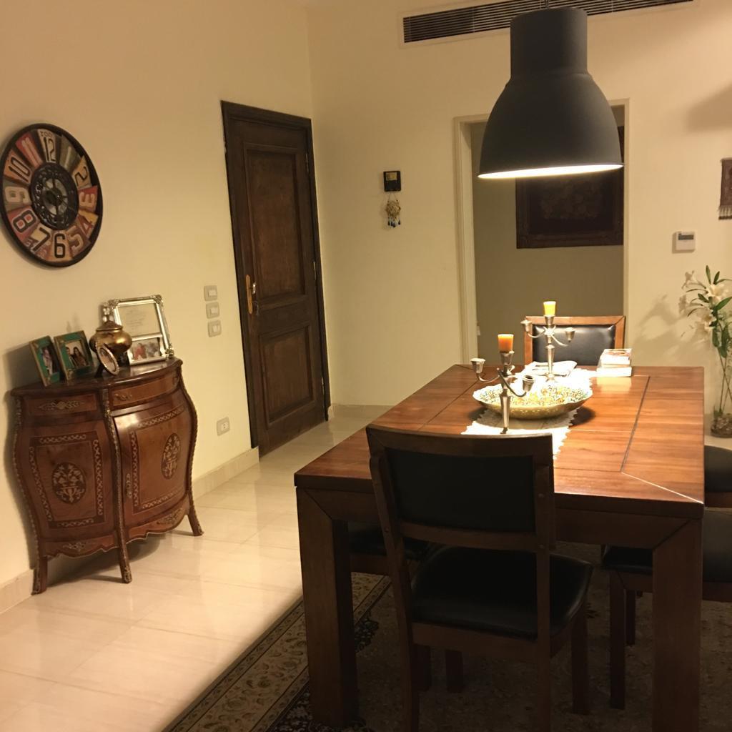 شقة في بيفرلي هيلز، صورة ٢ من ١٠