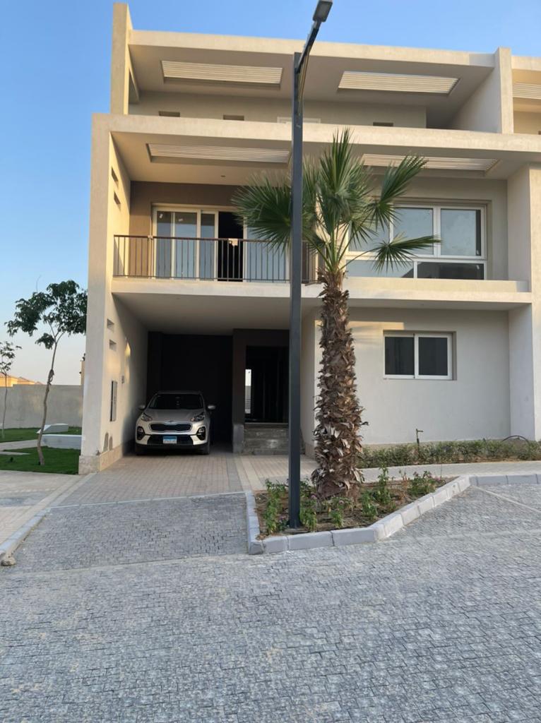 4 Bedrooms 377 sq.M Townhouse for sale 51,523,833 EGP in Pyramid Hills,6th of October City,Egypt