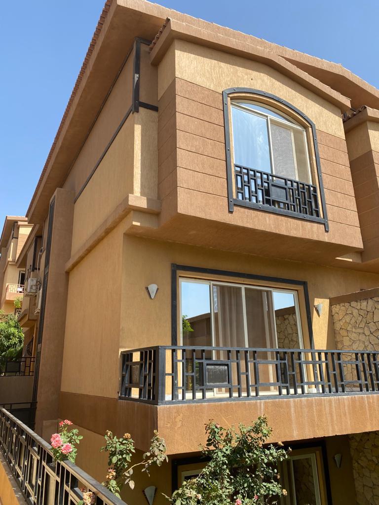 4 Bedrooms 330 sq.M Twinhouse for sale 18,000,000 EGP in Pyramids Walk,6th of October City,Egypt