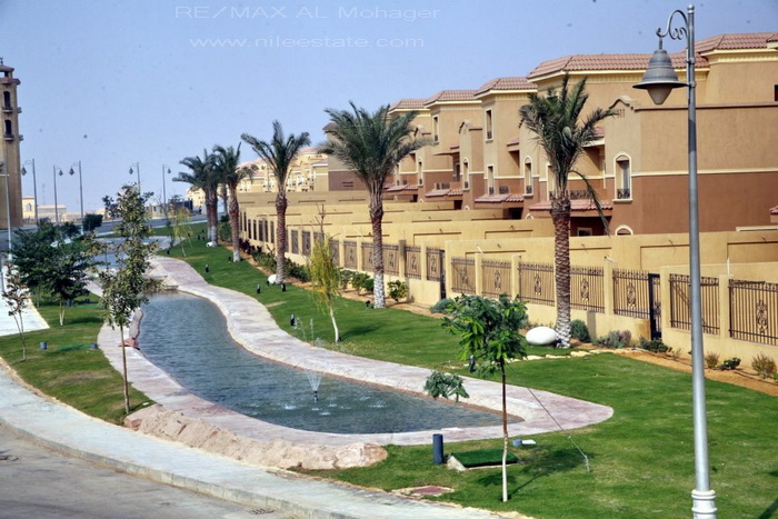 فيلا 8 غرف نوم 640 م² للبيع في لي روا القاهرة الجديدة، القاهرة الجديدة، مصر