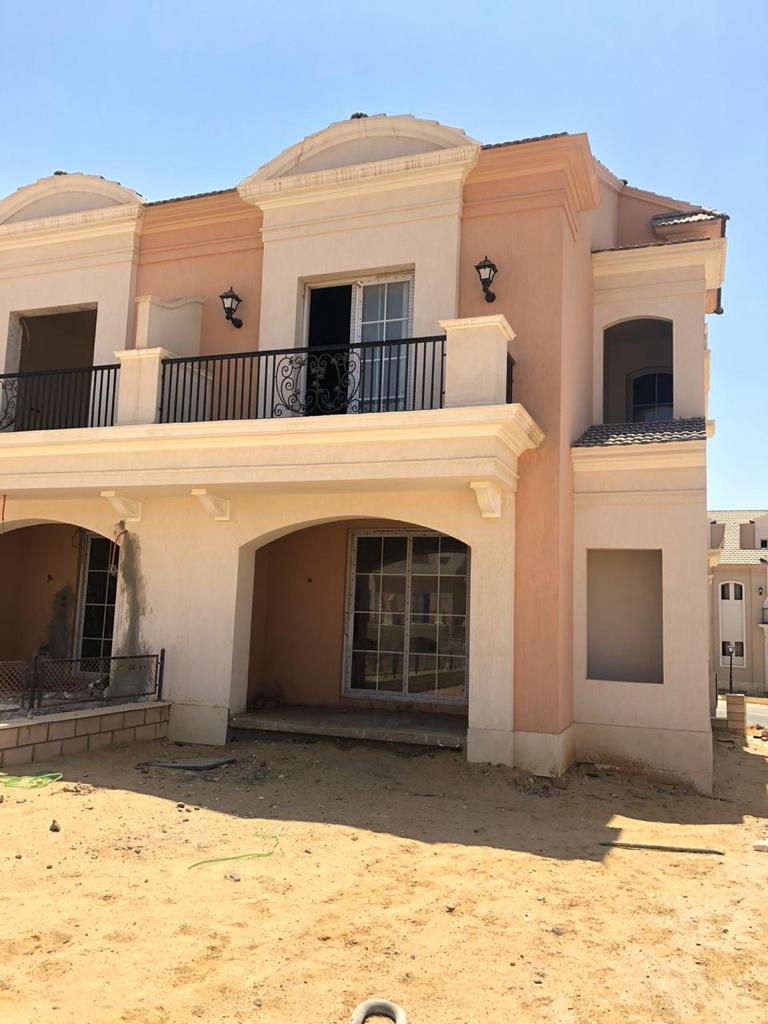 townhouse at Layan