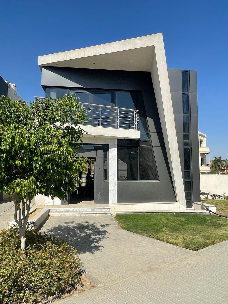 villa at Life View