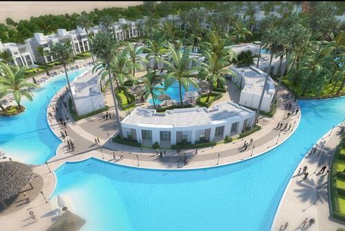  at Lasirena Bay