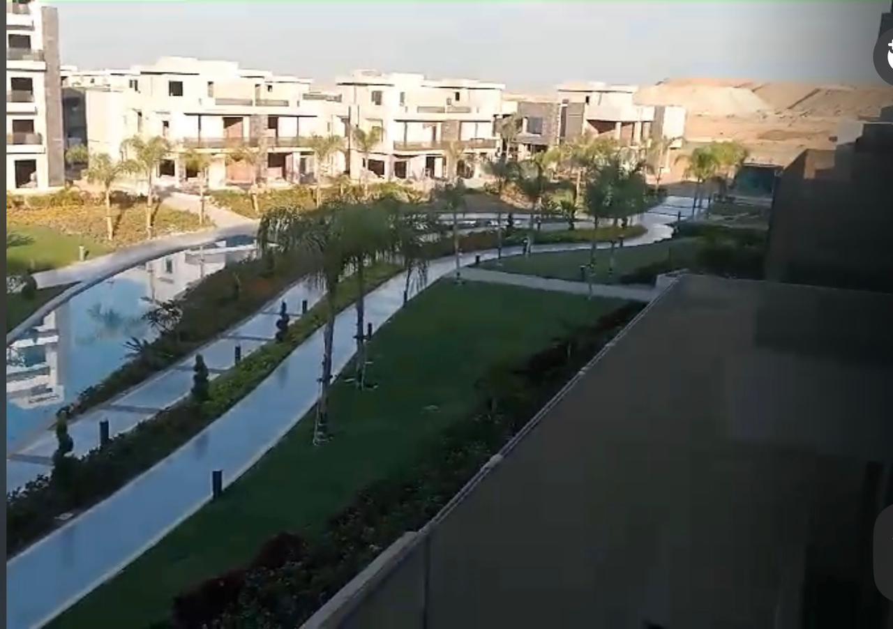duplex at Sun Capital