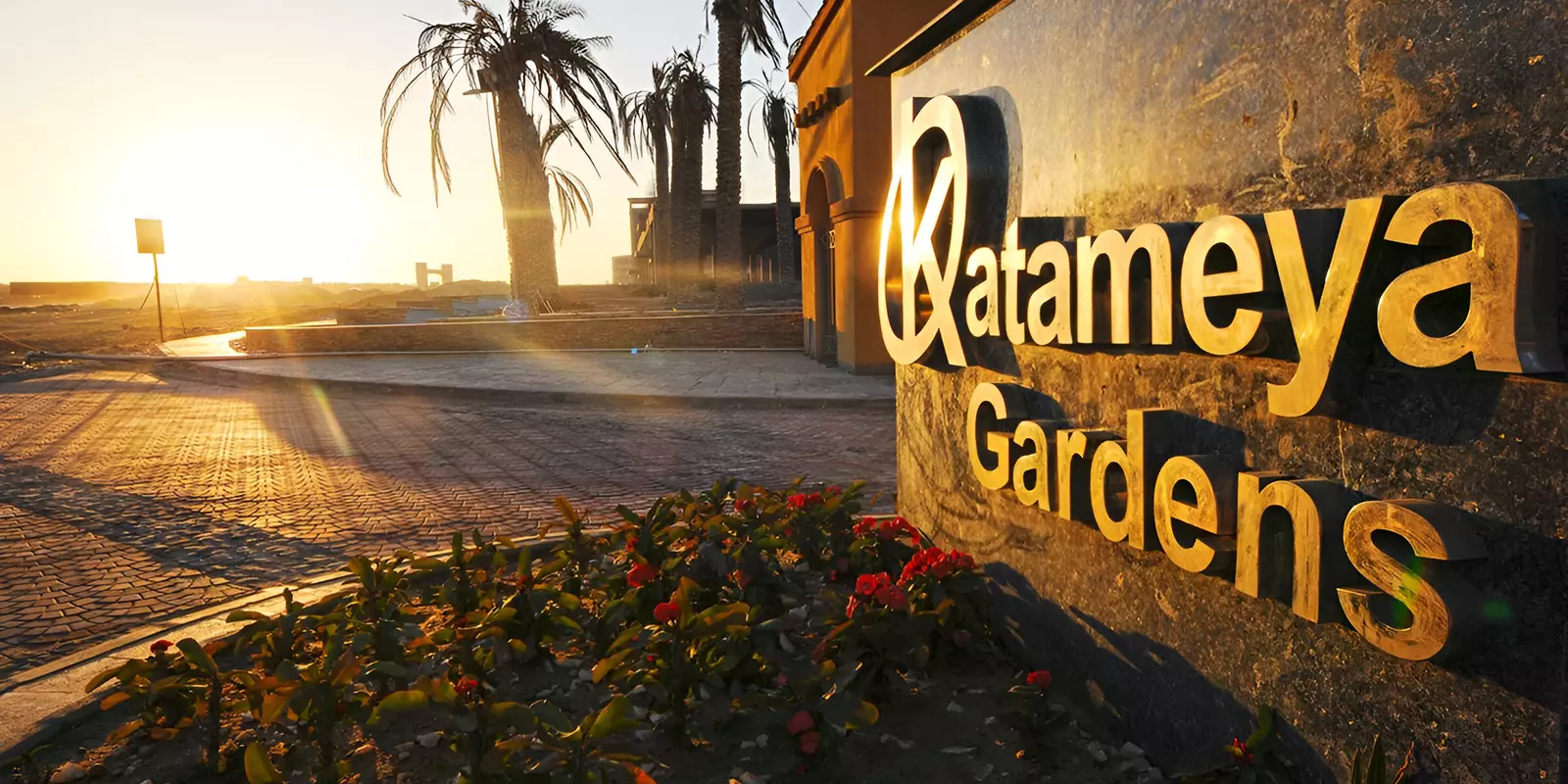 4 Bedrooms 200 sq.M Townhouse for sale 16,500,000 EGP in Katameya Gardens,New Cairo,Egypt
