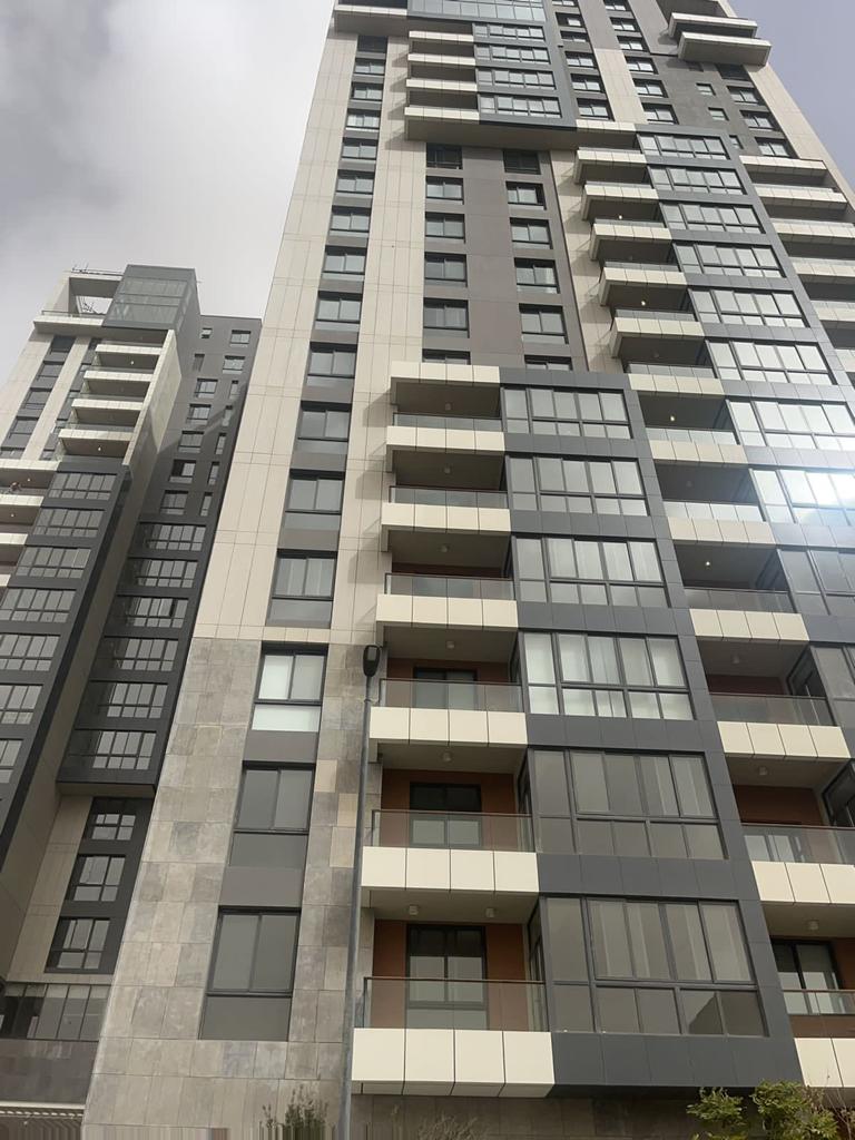Apartment 230 m² in AEON Towers, 6th of October City — 3-bedroom for sale