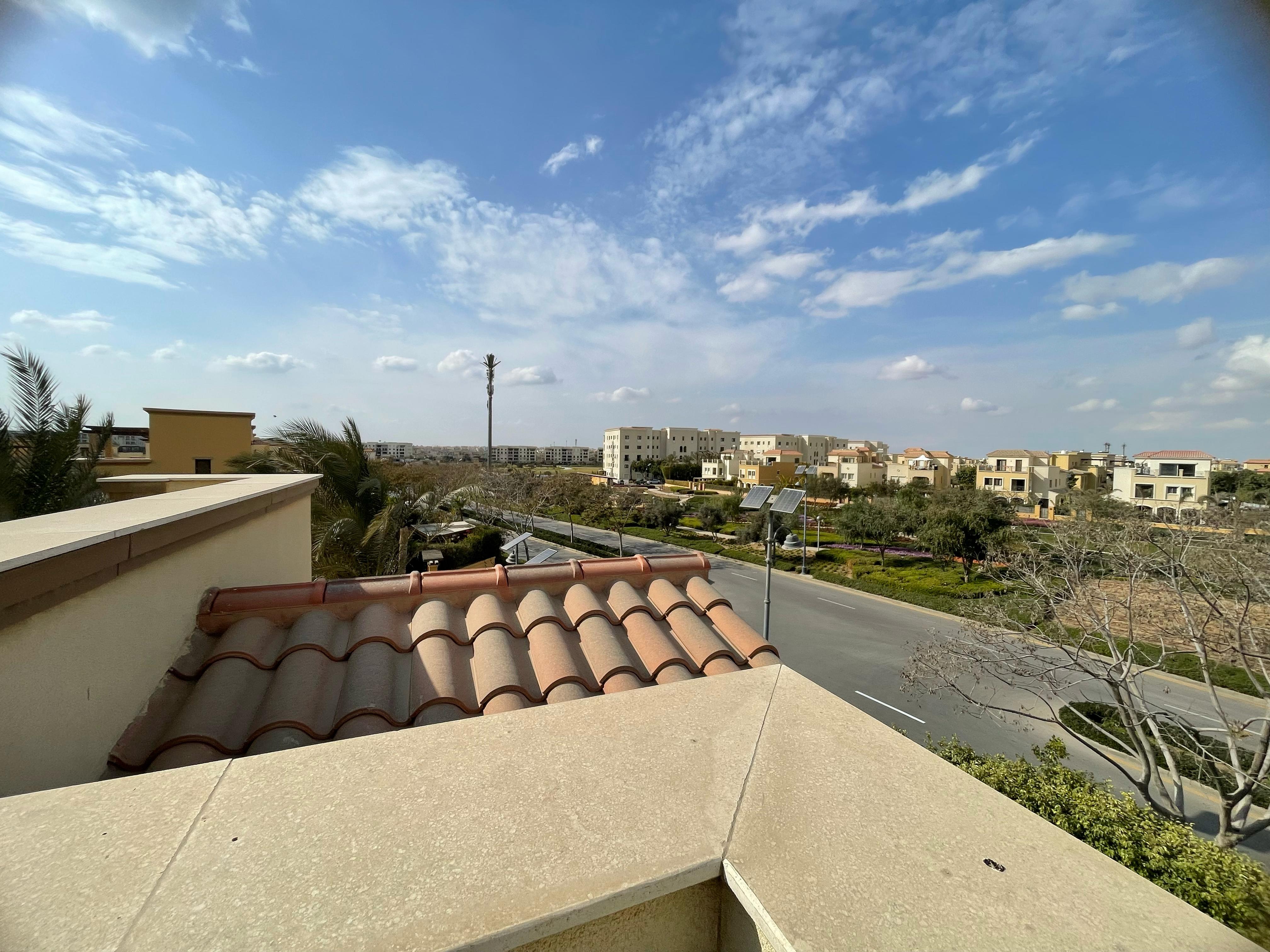 فيلا - مرجع 208526 4 غرف نوم 356 م² - ميفيدا، القاهرة الجديدة، مصر - للبيع