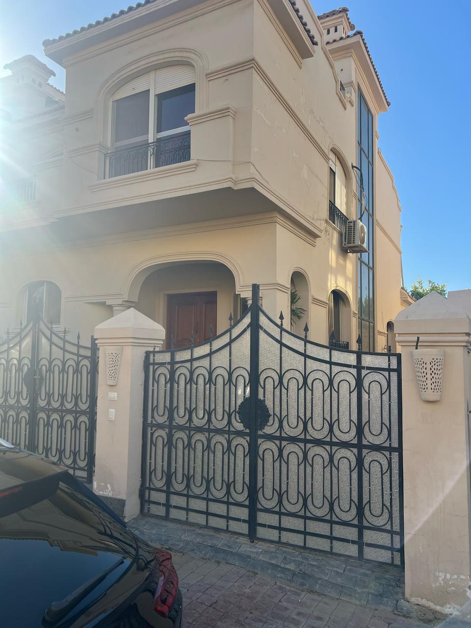 4 Bedrooms 430 sq.M Twinhouse for sale 29,000,000 EGP in Concordia,6th of October City,Egypt