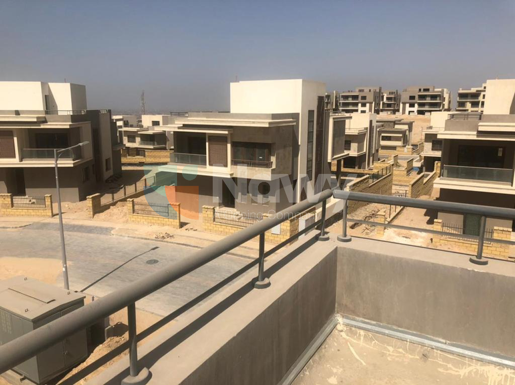 villa at Pyramids Heights Residences