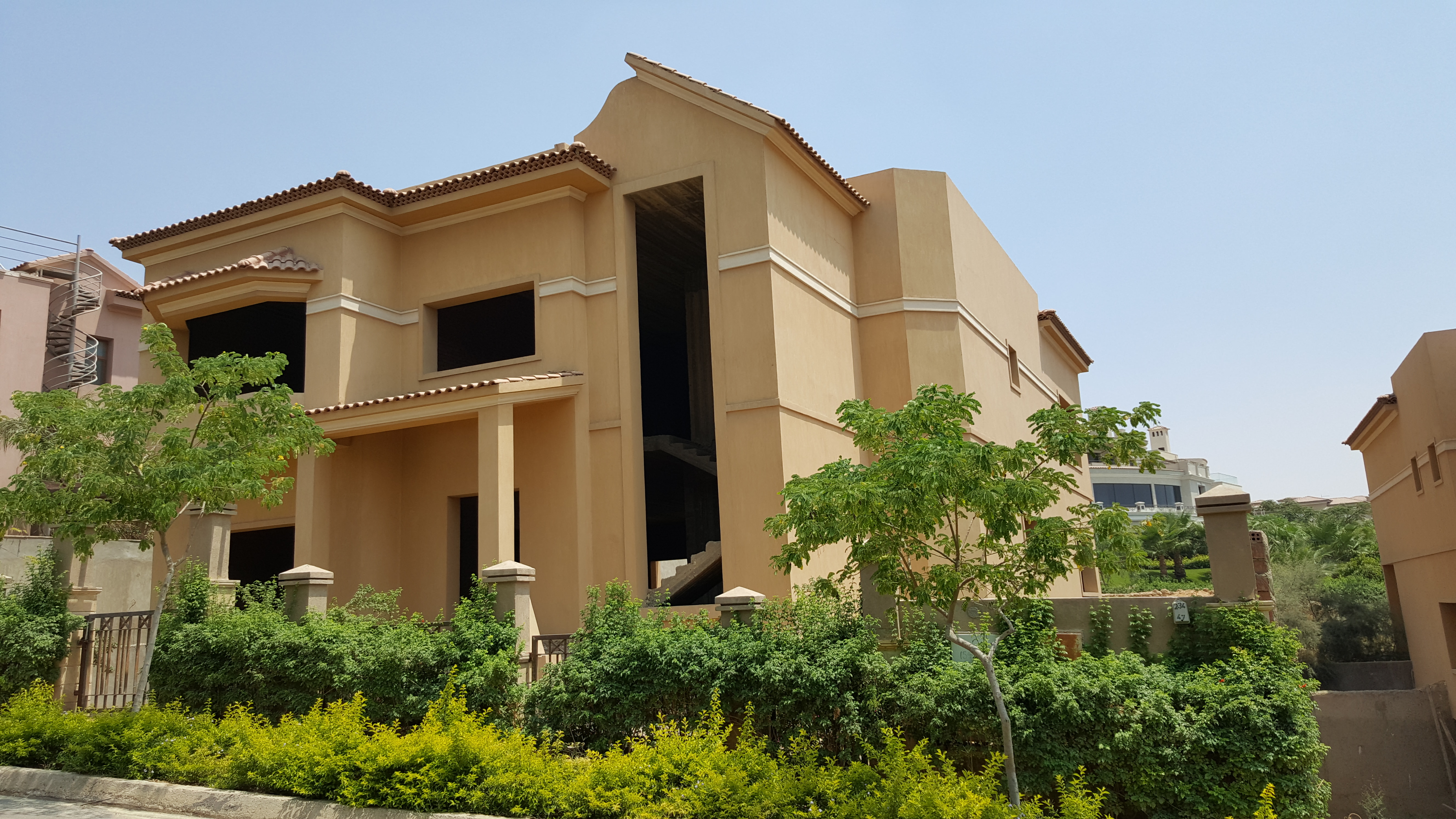 villa at Lake View